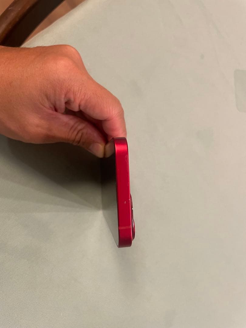 美品Apple iPhone 13 mini(レッド) 256GB本体　フリー