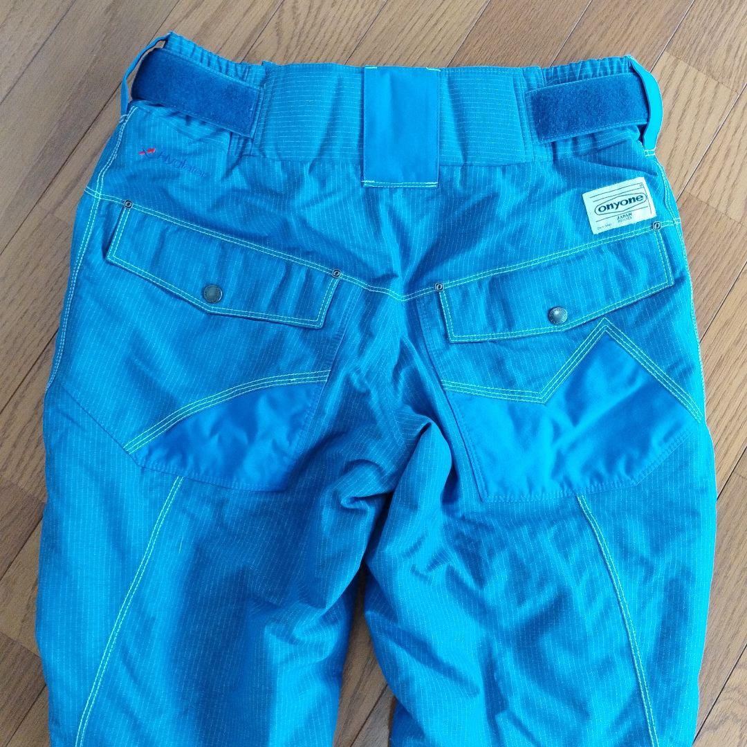 【希少・極美品】ONYONE　スキーウェア　L　上下