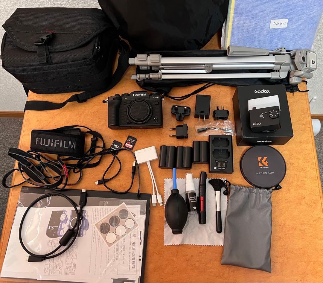 Fujifilm X-T5 本体と付属品セット