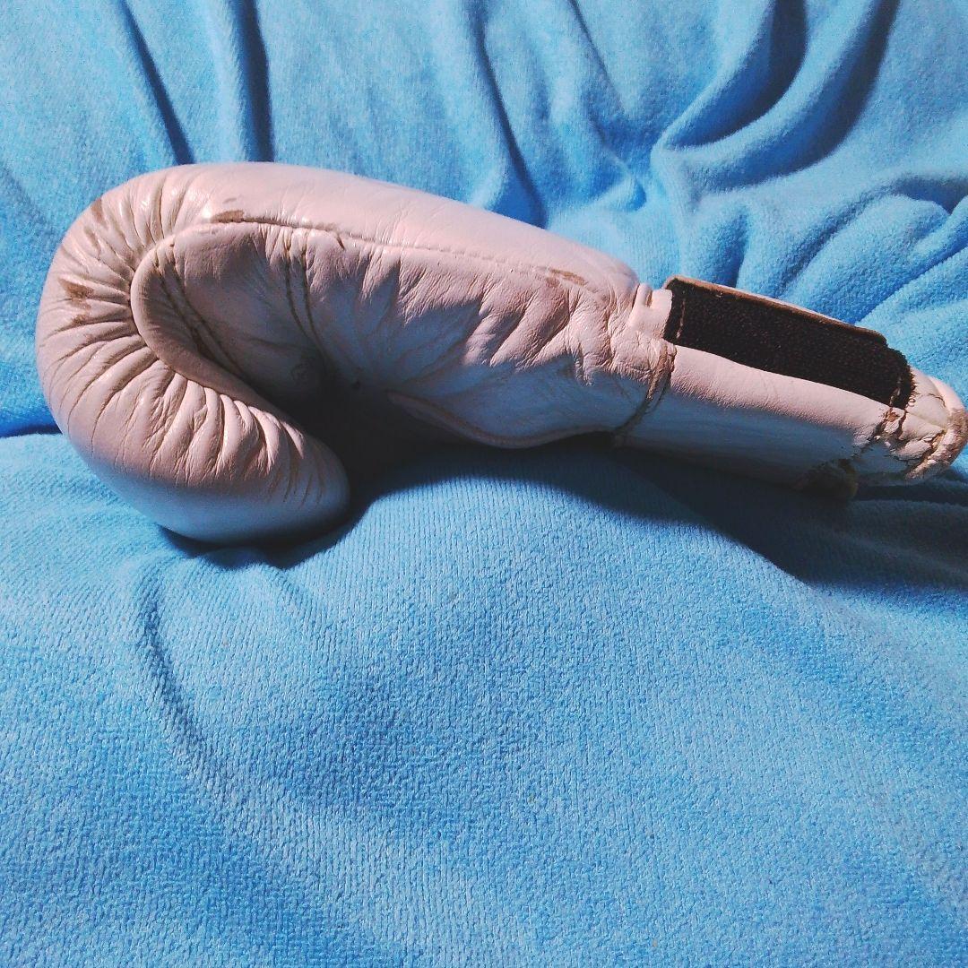 Winning ボクシンググローブ ホワイト 8oz