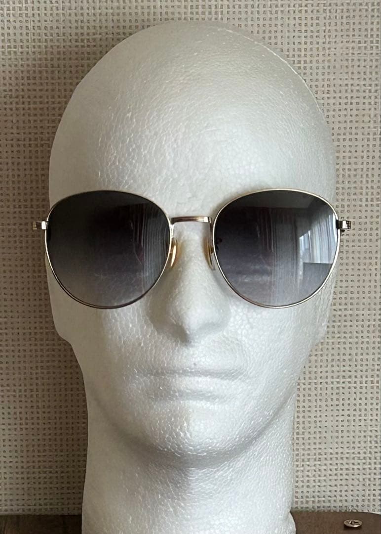 Chloe クロエ サングラス メンズ&レディース (ブラック系×ゴールド系)