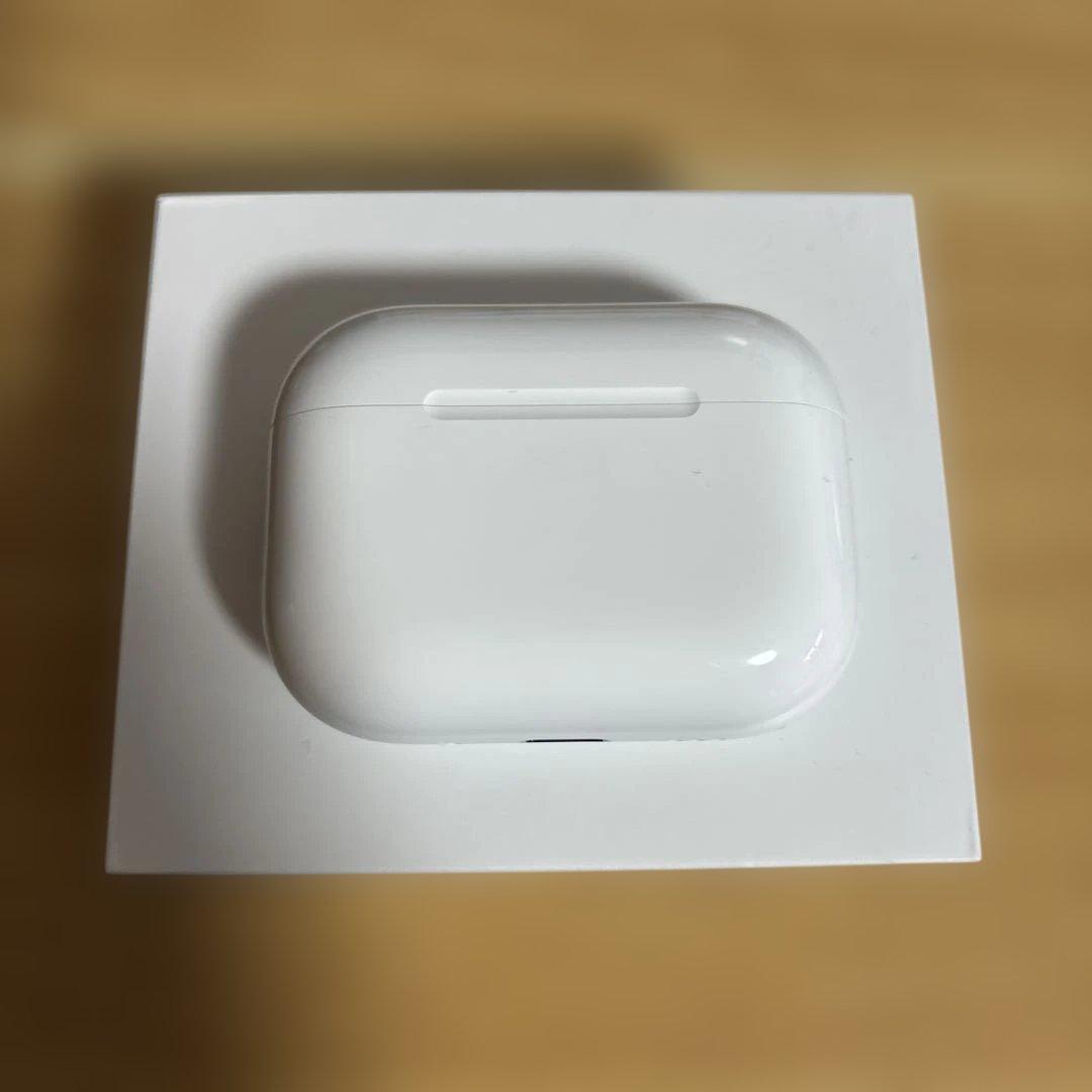 イヤホン AirPods Pro3
