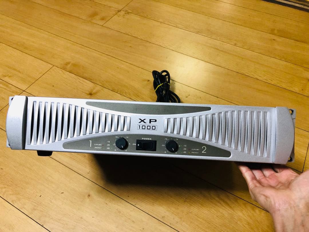 Phonic XP1000 パワーアンプ