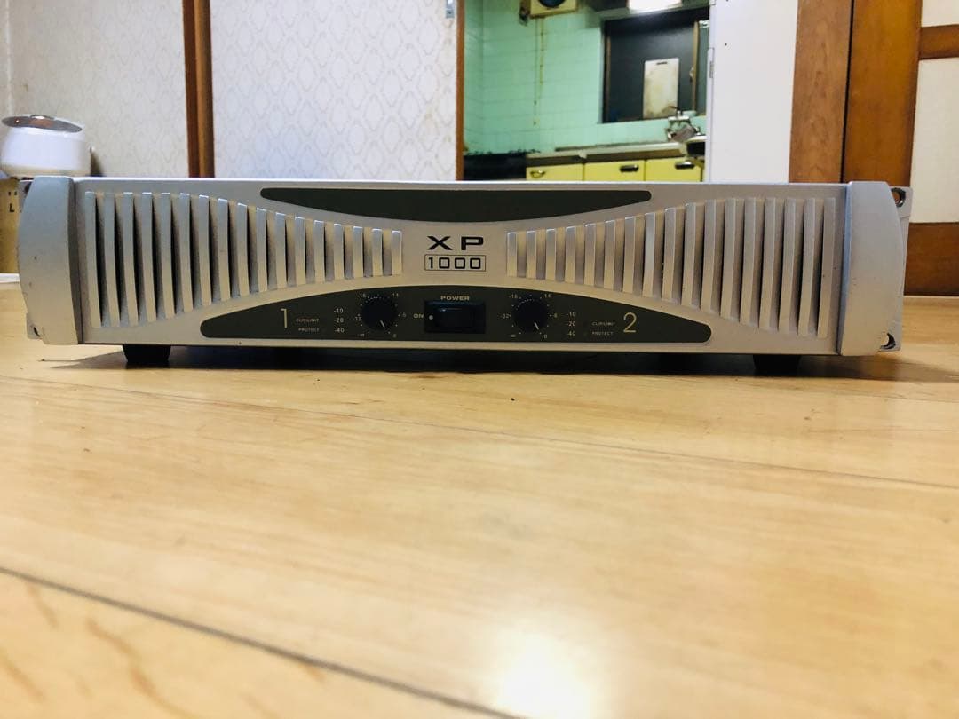 Phonic XP1000 パワーアンプ