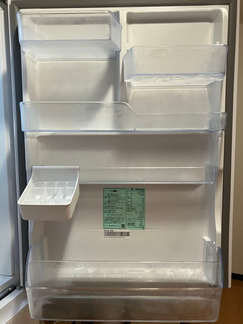 【送料込】　Hisence 冷蔵・冷凍庫　ホワイト　358L