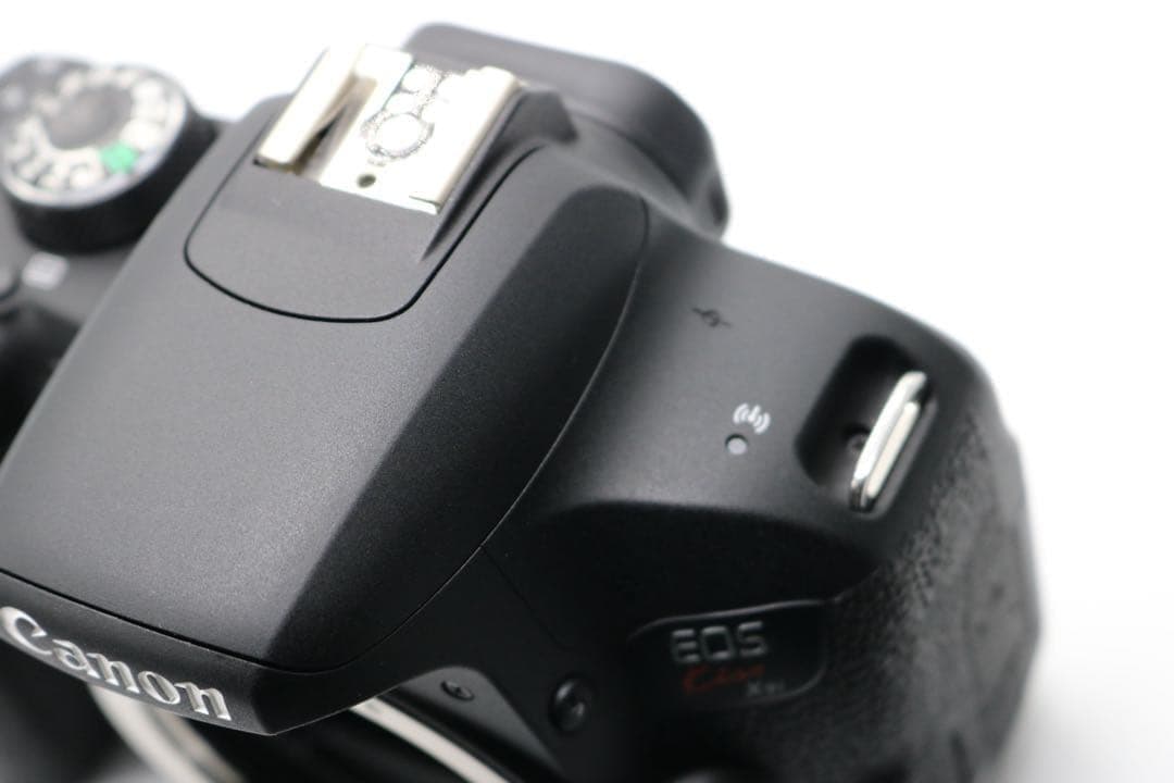 ボディ新品級 【Canon EOS Kiss X9i ダブルレンズセット】