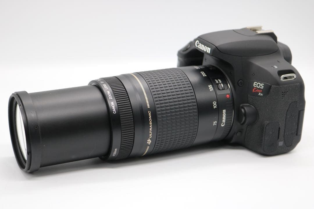 ボディ新品級 【Canon EOS Kiss X9i ダブルレンズセット】