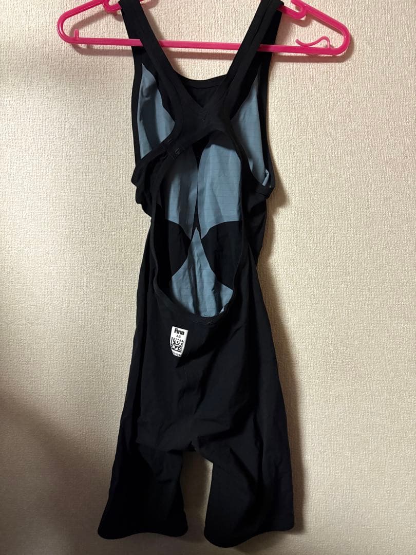 アリーナ　アクアフォース　黒　M