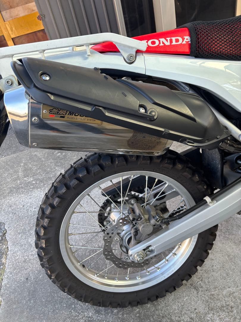 CRF250L（MD38）SP忠男POWER BOX と無限マフラーとその他