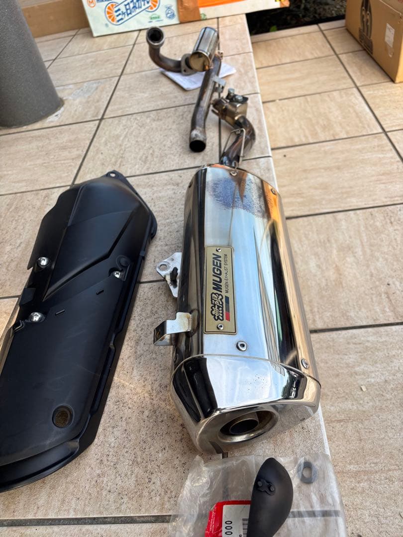 CRF250L（MD38）SP忠男POWER BOX と無限マフラーとその他