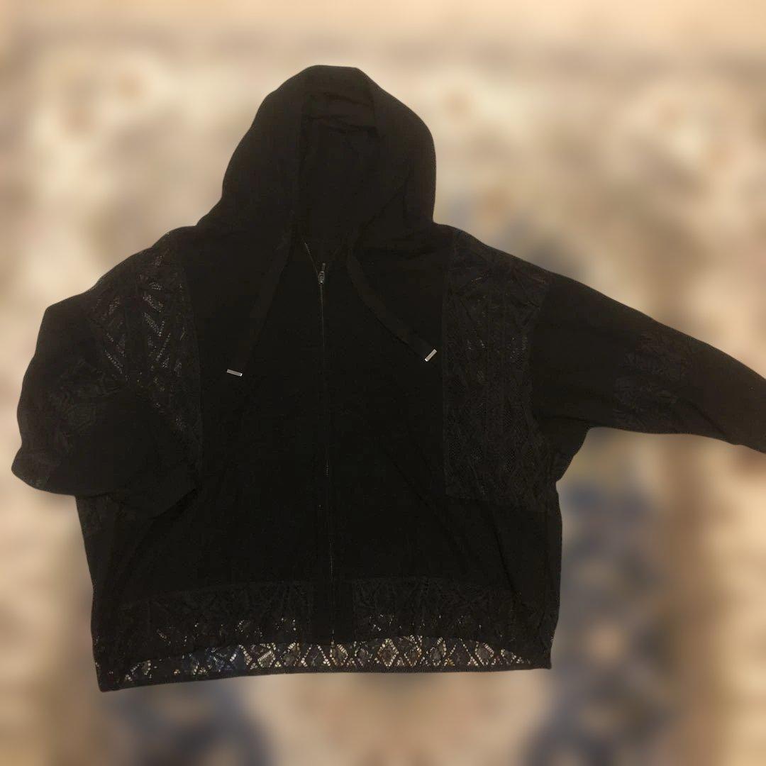 レースディテール ブラック フード付きパーカー