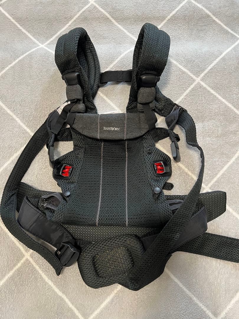 ベビービョルンハーモニー黒