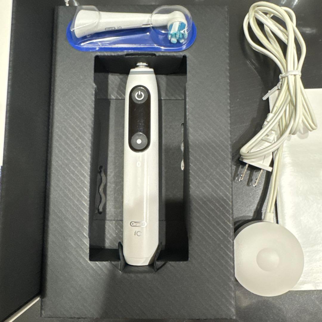 Oral-B iO 8 電動歯ブラシ本体