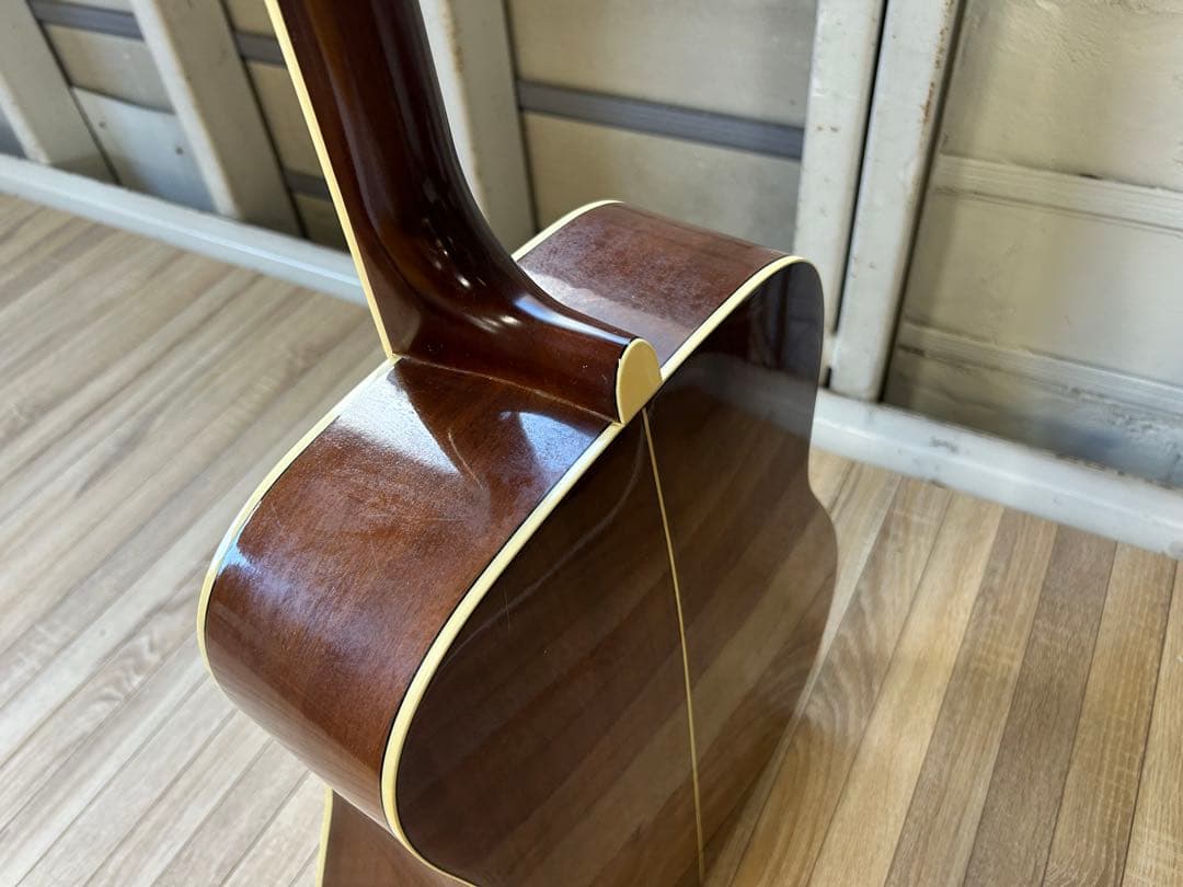 ③YAMAHA アコースティックギター FG-720