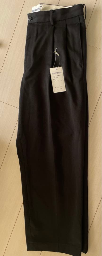 パンツ DOUBLE PLEATED CHINO TROUSERS