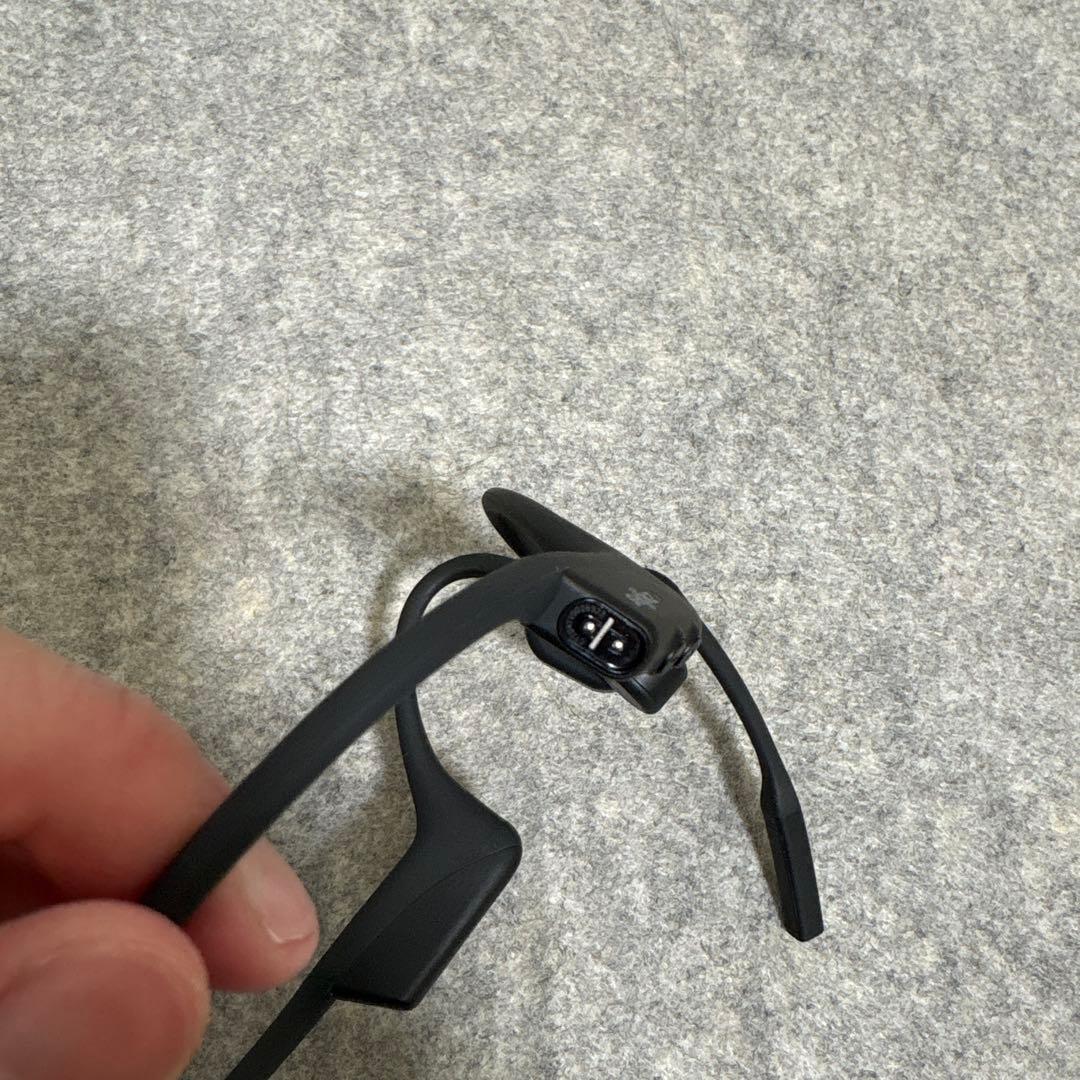 SHOKZ Open Comm2 骨伝導イヤホン 収納ケース付き