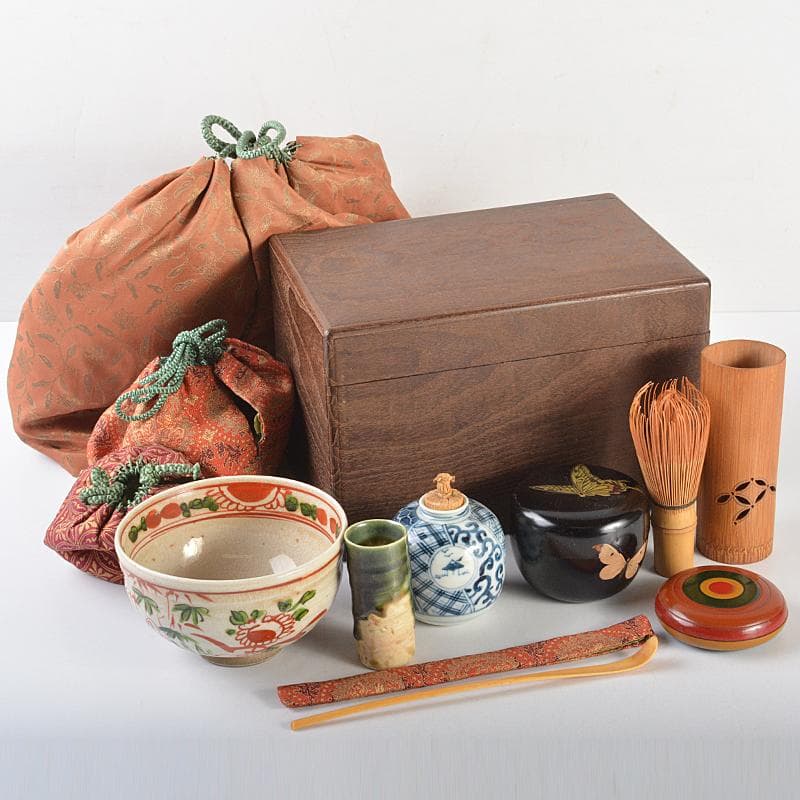 クローバー　利休茶箱赤絵竹花文茶碗棗など八点　一式　仕覆付　M　R7184