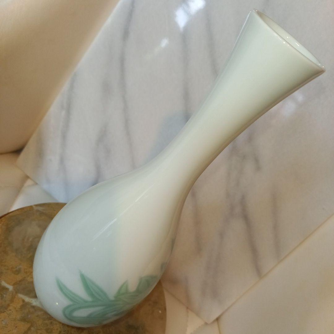 の*り様 井上萬二　百合　花　花瓶　壺　緑　茶器