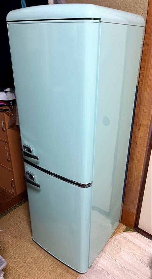 【美品】レトロ調 2ドア冷蔵庫 ライトグリーン 130L
