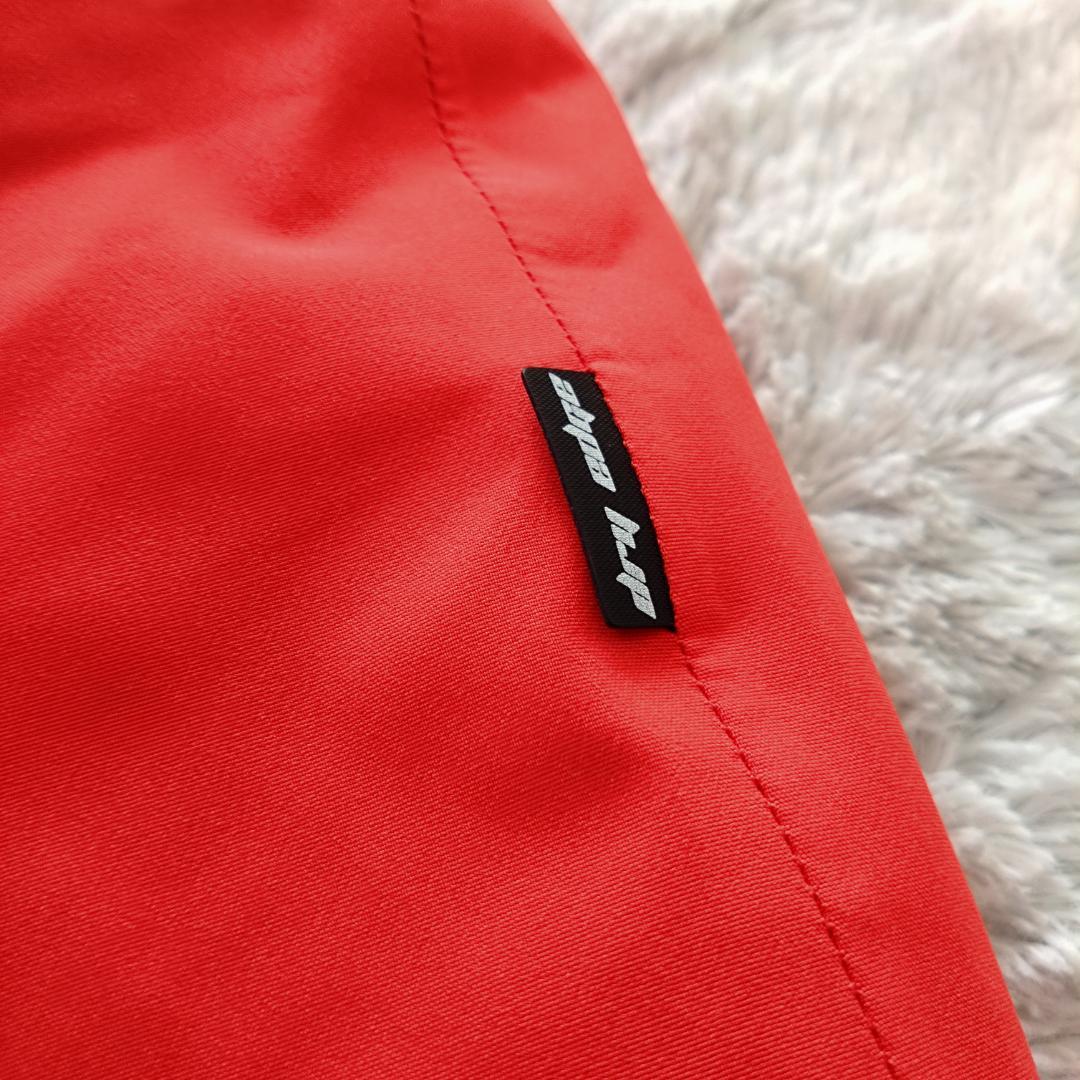 MILLET スキーウェアＭ　ストラットンＪＫ　断熱材　ポケット充実　デカロゴ