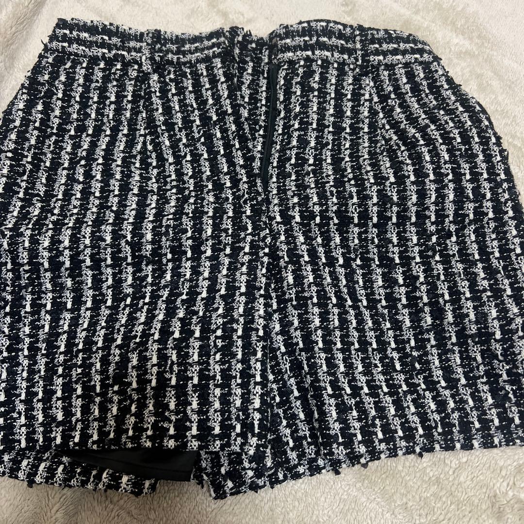 完売品　アニュアンス　ツイードショートパンツ