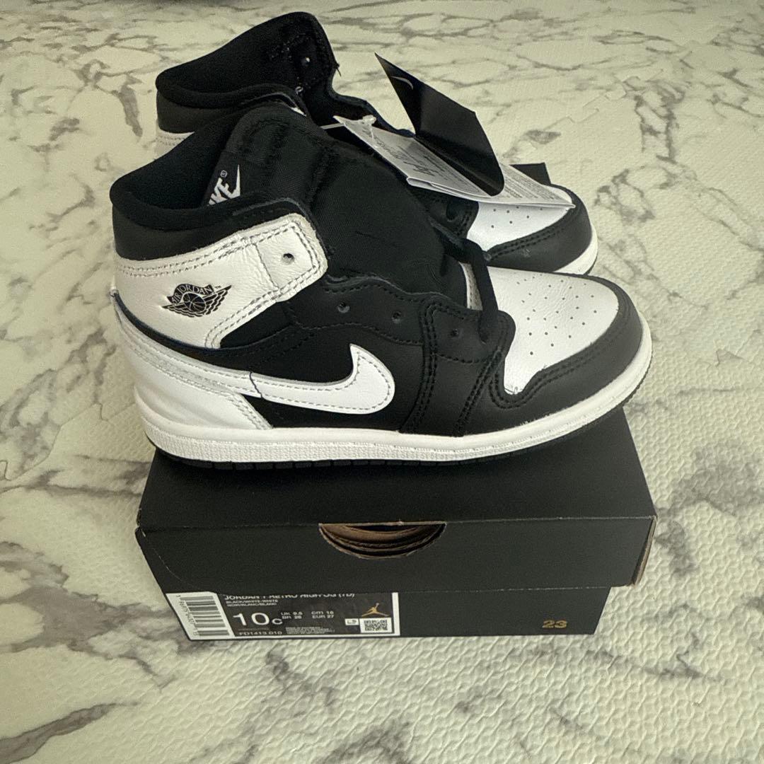 Nike Air Jordan 1 白/黒 スニーカー