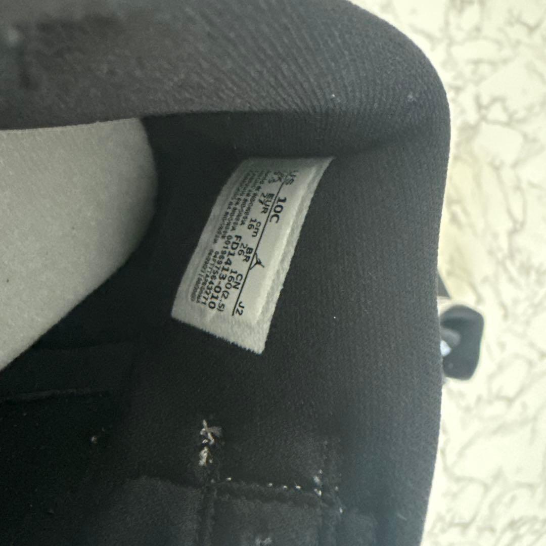 Nike Air Jordan 1 白/黒 スニーカー