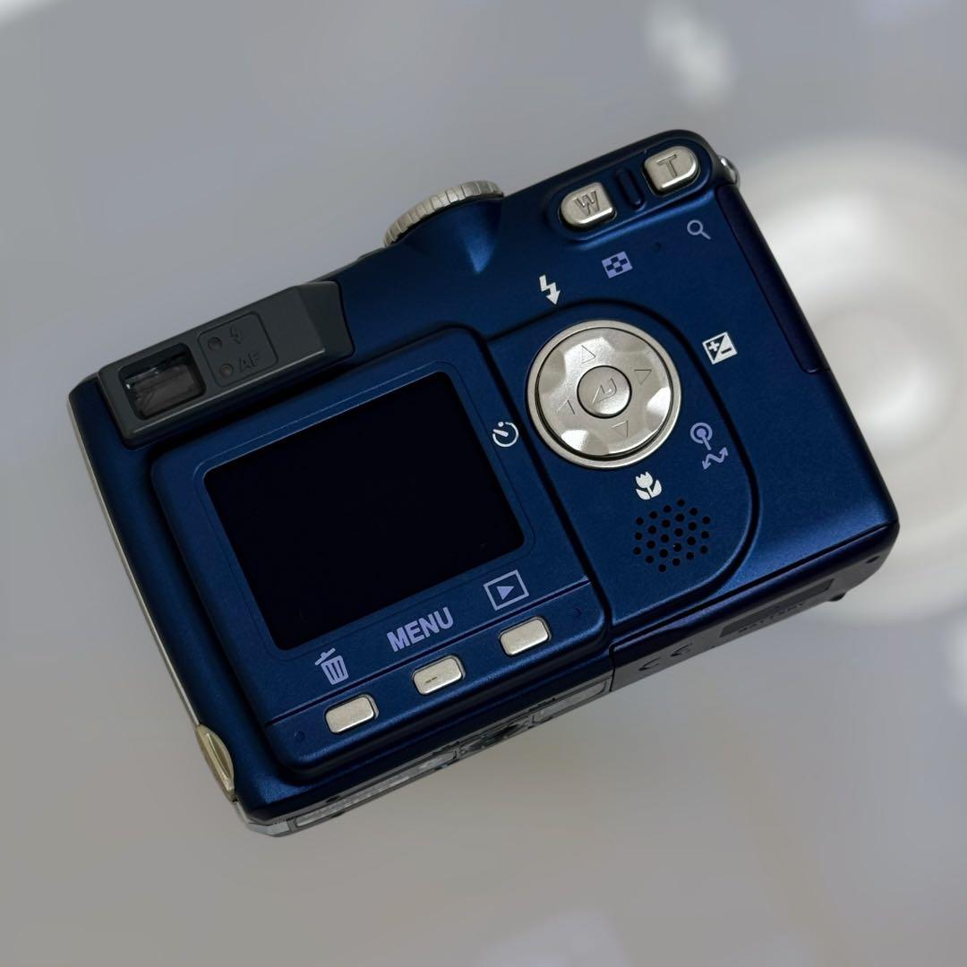 8754.ニコン クールピクス 5200 オールドコンデジ ブルー