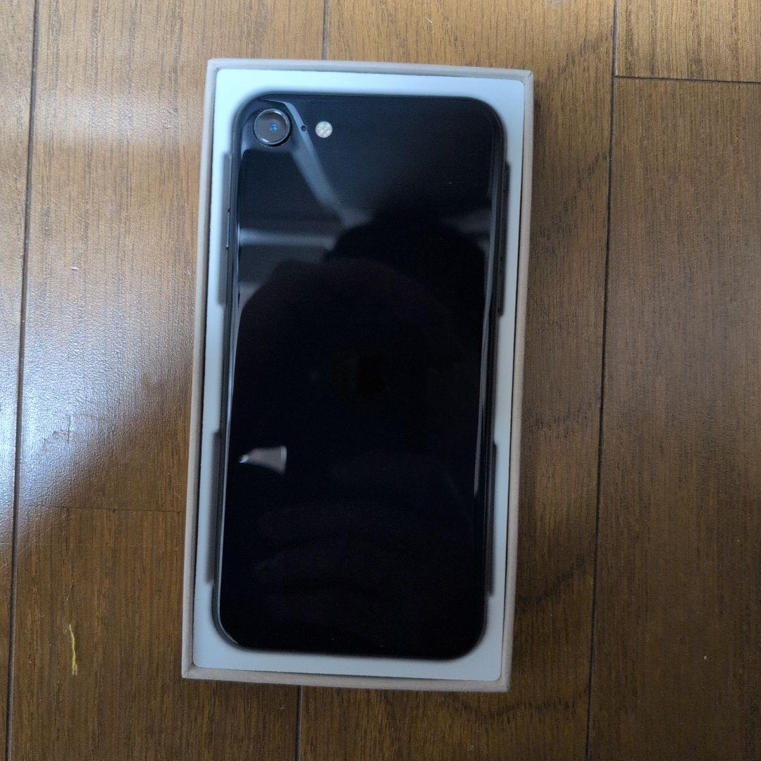 スマートフォン本体 iPhone SE3 64GB
