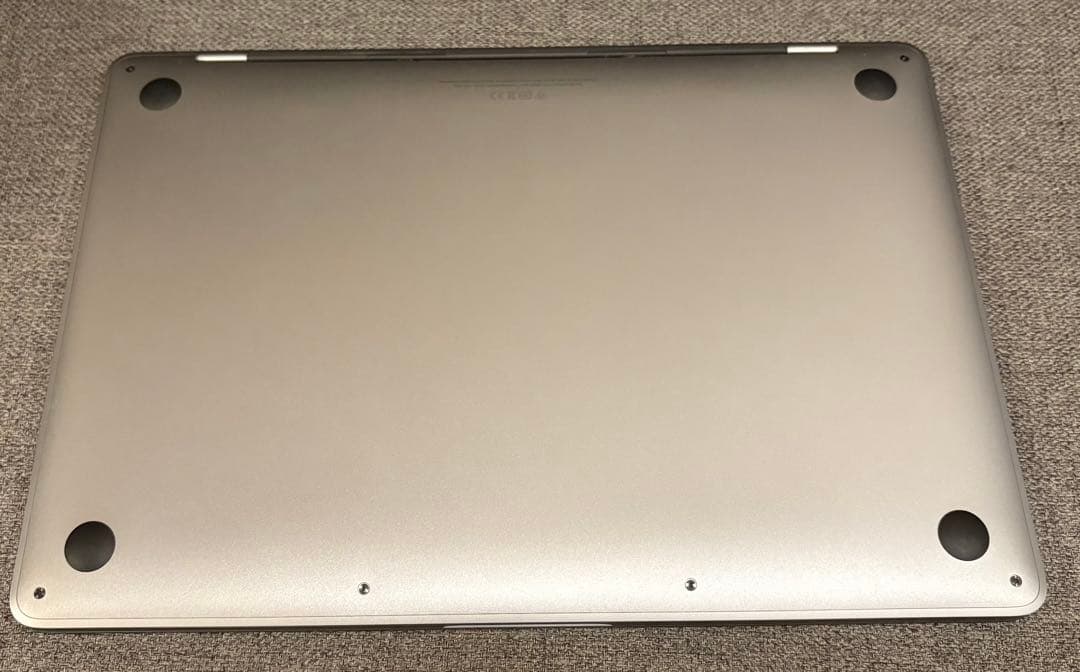 MacBook Pro 13 2019 16GB/256GB バッテリー良好