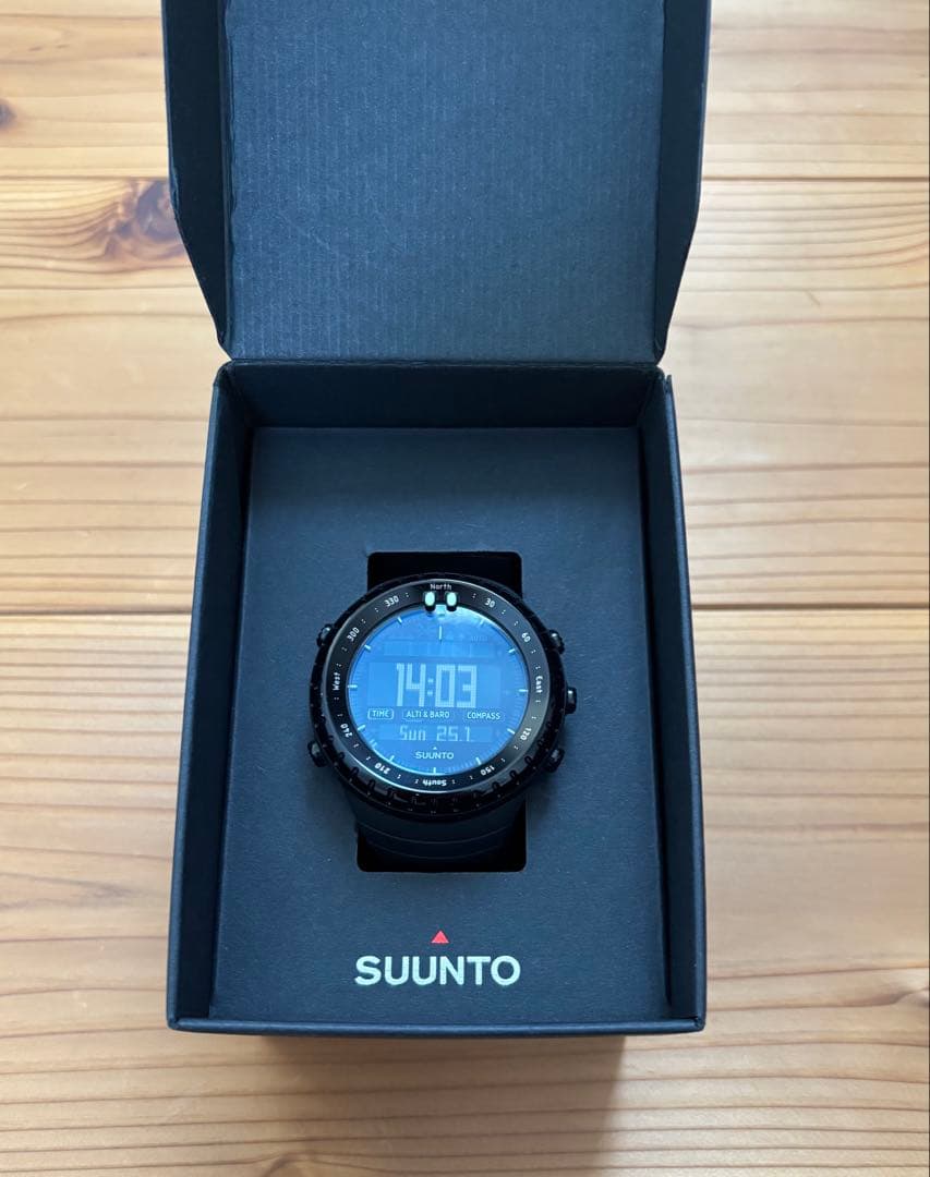 SUUNTO CORE スントコアオールブラック 美品 箱 付属品付き
