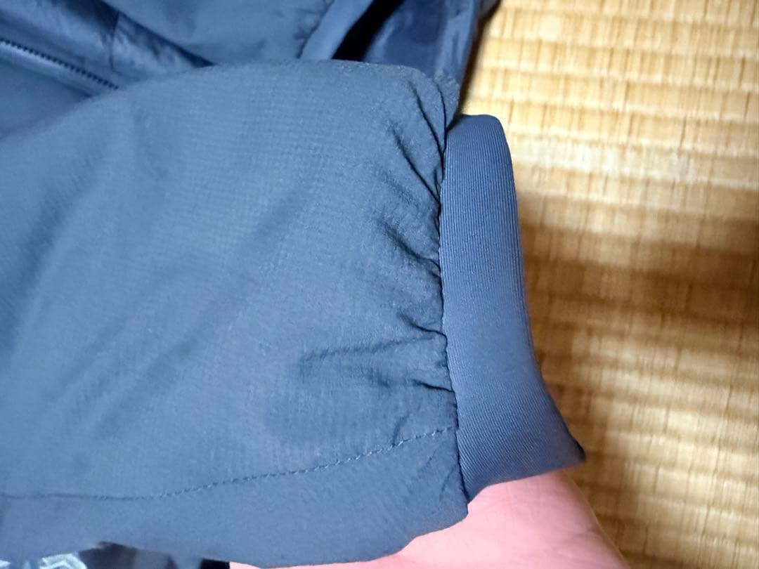 ARC'TERYX ATOM LT HOODY メンズ L グレー　アトムlt