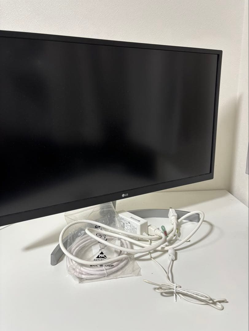 27インチ4K LGゲーミングモニターディスプレイ27UL500-W