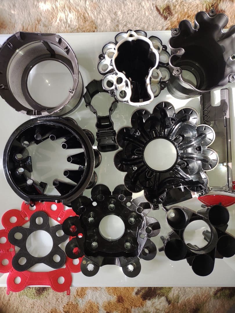 dyson v8 slim fluffy 中古清掃整備品