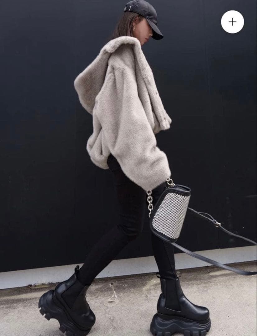 グラムリップス　FUR フーディー ヘムタック ブルゾン