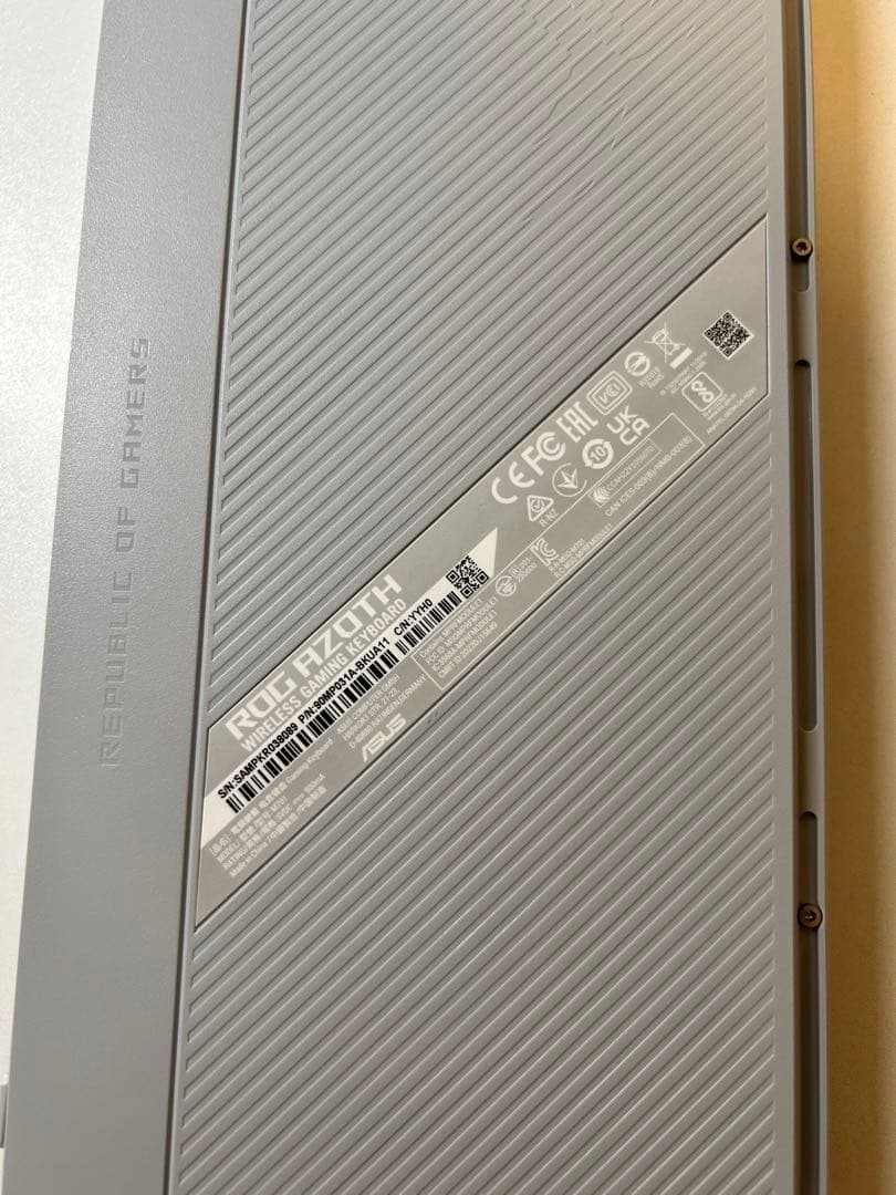 エイスースASUS ROG AZOTH ワイヤレスゲーミングキーボード ほぼ新品