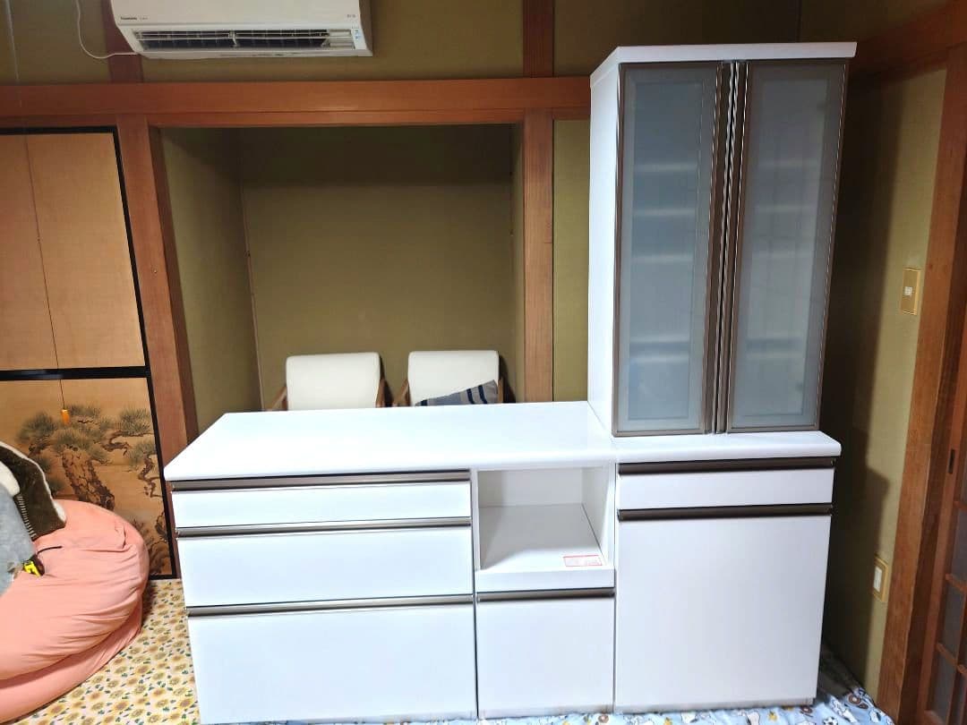 ニトリ　キッチンボード　ホワイト 食器棚【古賀家具工業株式会社】