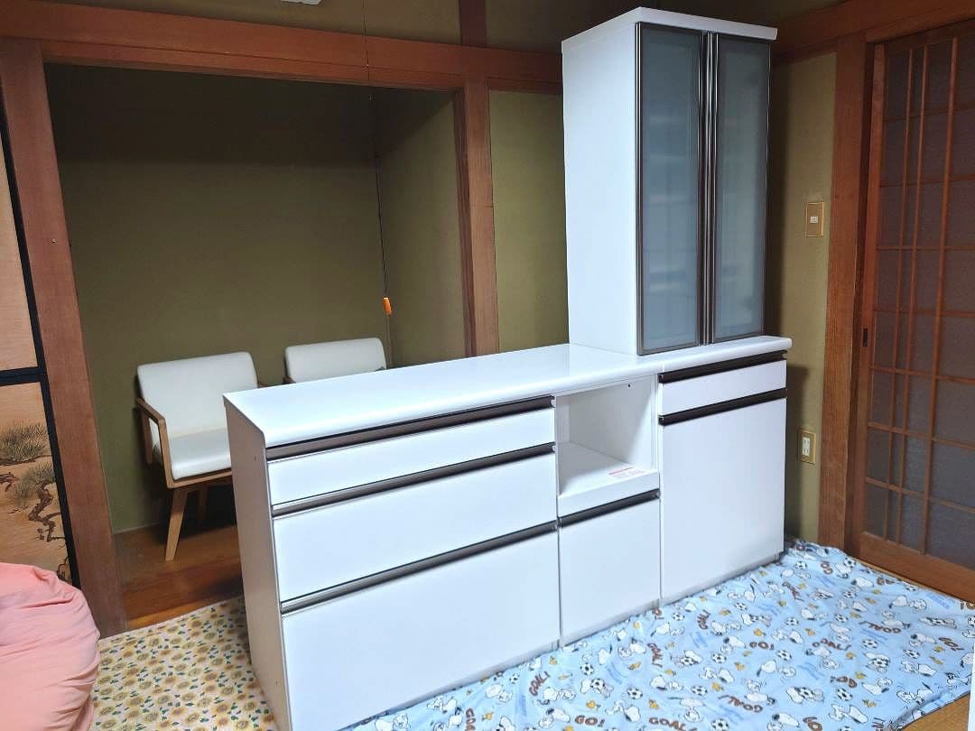 ニトリ　キッチンボード　ホワイト 食器棚【古賀家具工業株式会社】