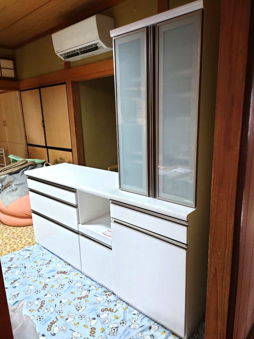 ニトリ　キッチンボード　ホワイト 食器棚【古賀家具工業株式会社】