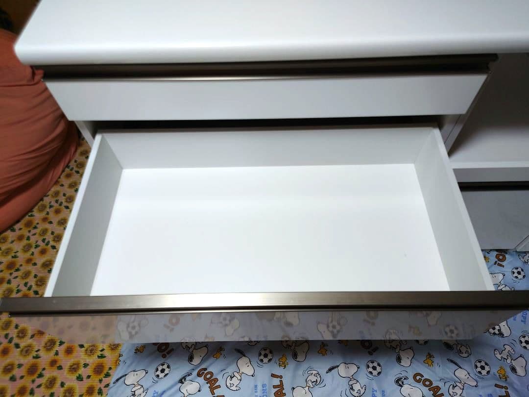 ニトリ　キッチンボード　ホワイト 食器棚【古賀家具工業株式会社】