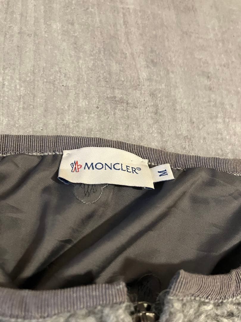 Moncler モンクレール　ざっくりニットカーディガン