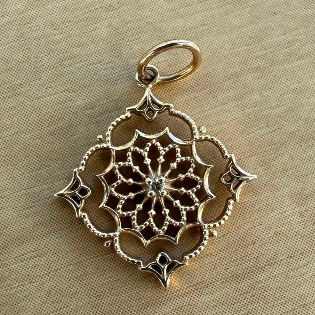 agete アガット　K10 ペンダントチャーム　ダイヤモンド