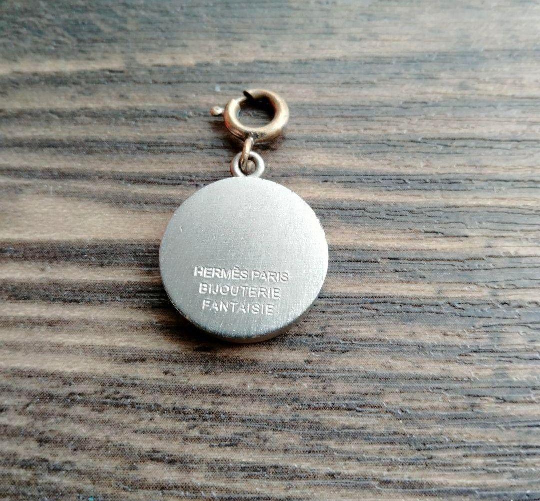 ★未使用★ HERMES セリエ シェル　ペンダントトップ チャーム