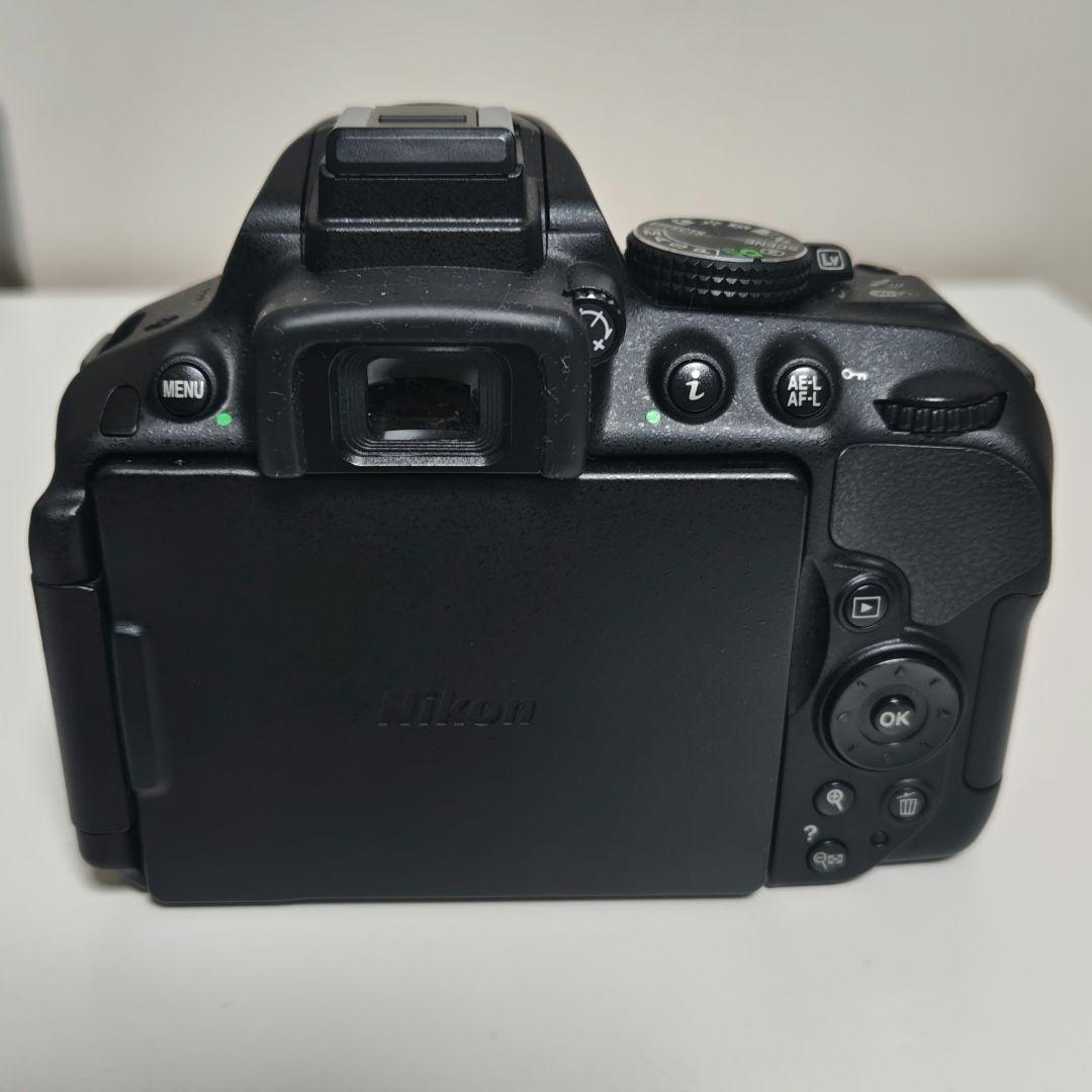 【レンズ不備有】Nikon D5300 ダブルズームキット ブラック