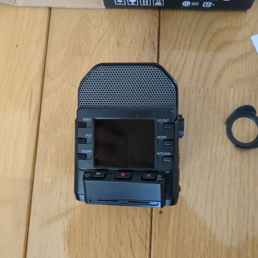 ZOOM. Q2n 4K ハンディビデオレコーダー