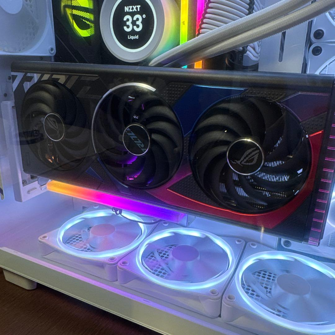 グラフィックボード・グラボ・ビデオカード ASUS ROG Strix GeForce RTX 4070 SUPER
