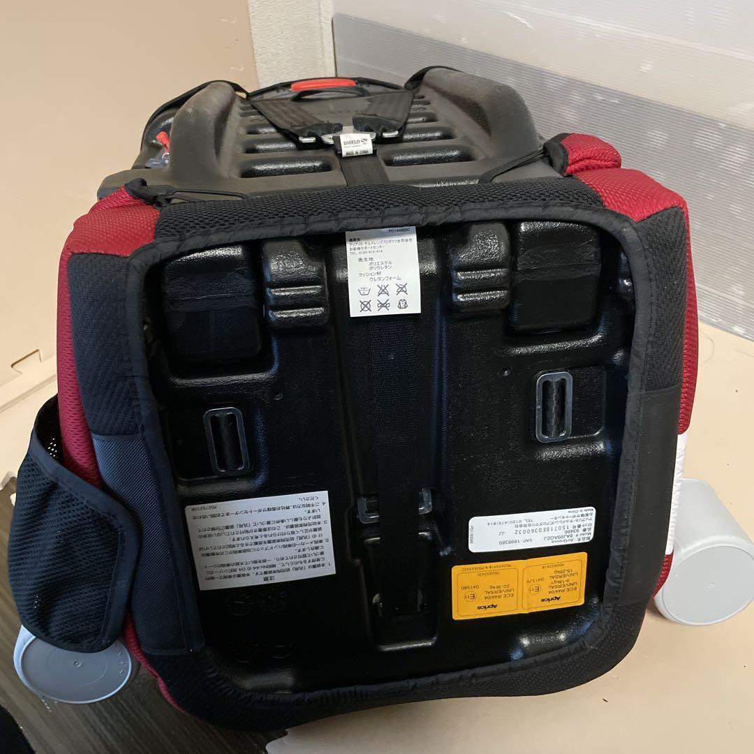 Aprica ジュニアシート 赤/黒 カップホルダー付き