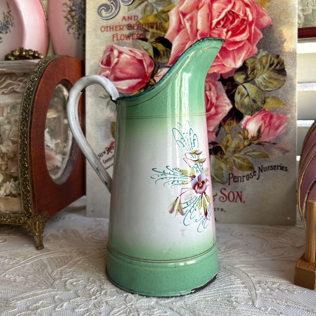 フランスアンティーク　グリーングラデーション　ホーロー水差し