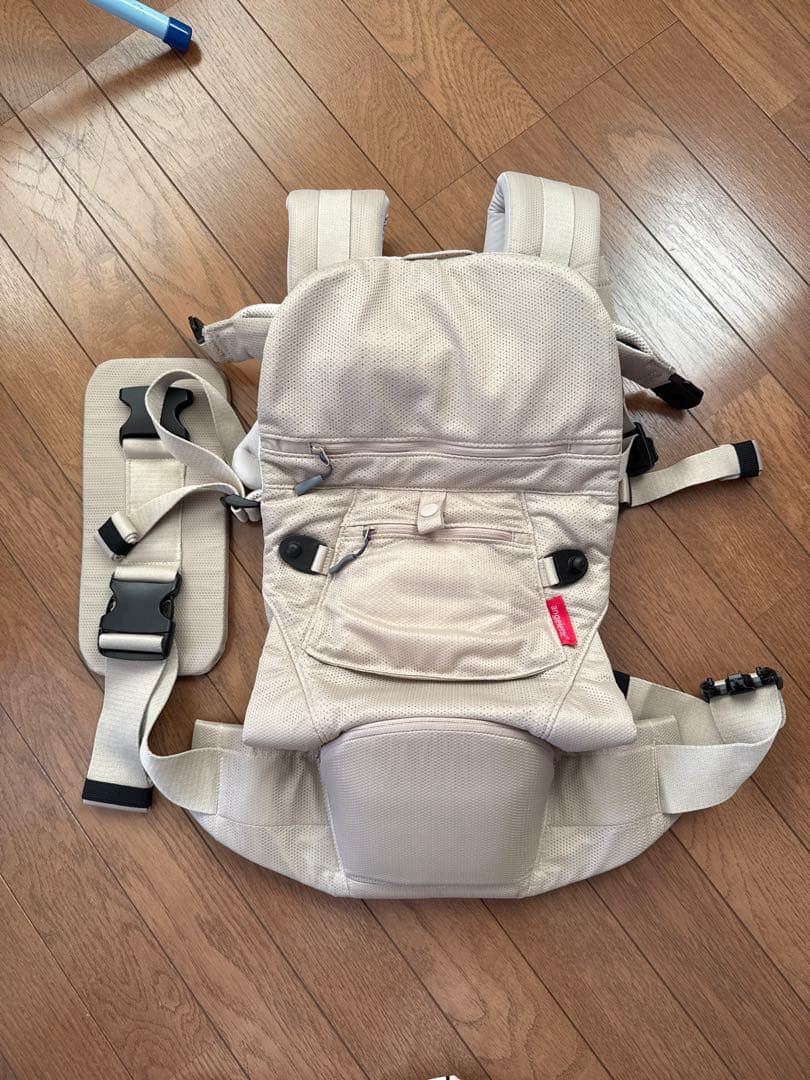 アンジェレッテ ベビーキャリアオン