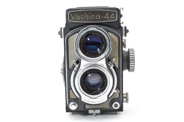 フィルムカメラ YASHICA 44 Yashikor 60mm f/3.5 #450